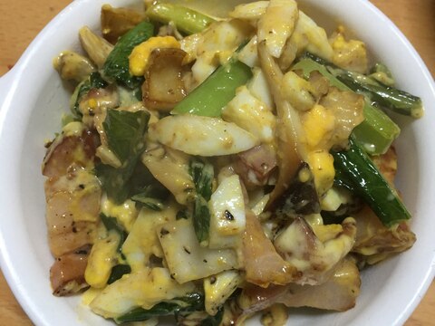 小松菜とゆで卵の炒め物